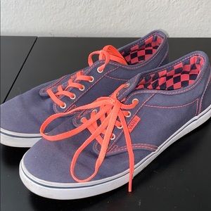 🦋pink and navy blue tie up vans